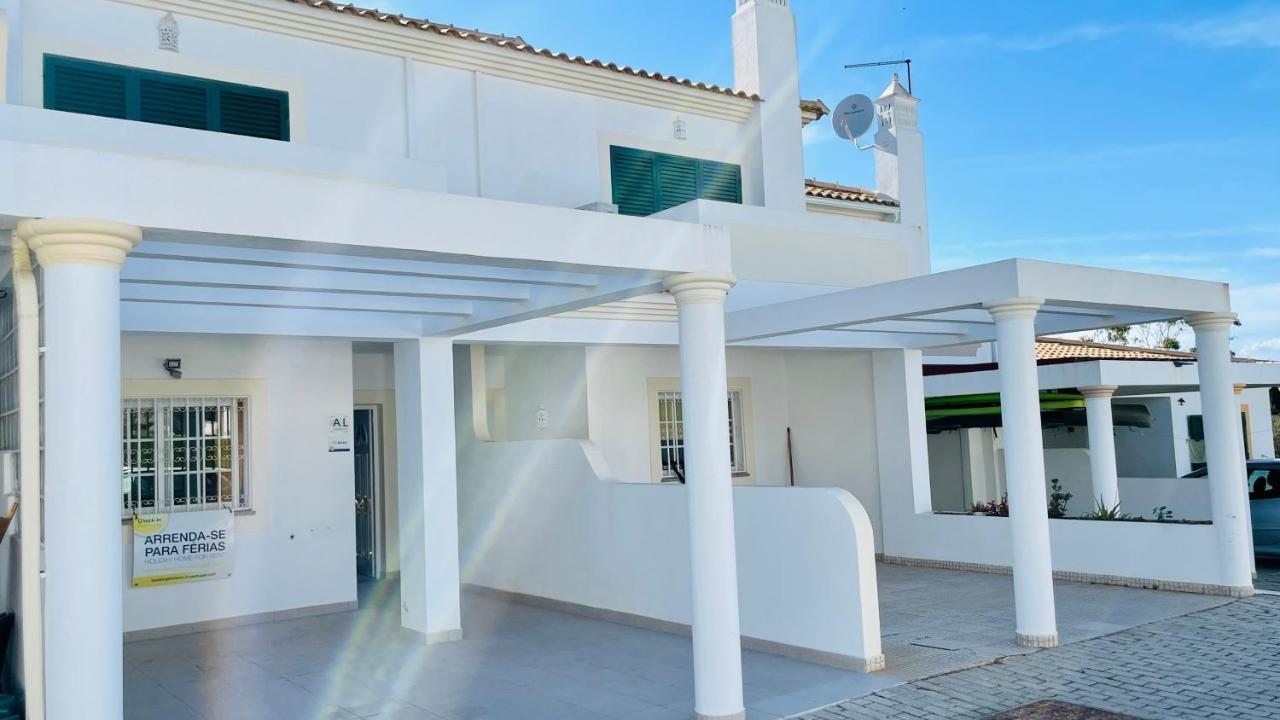 Villa Aires Cip *